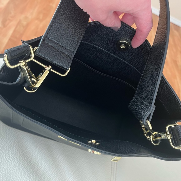 Steve Madden purse! - Picture 2 of 3